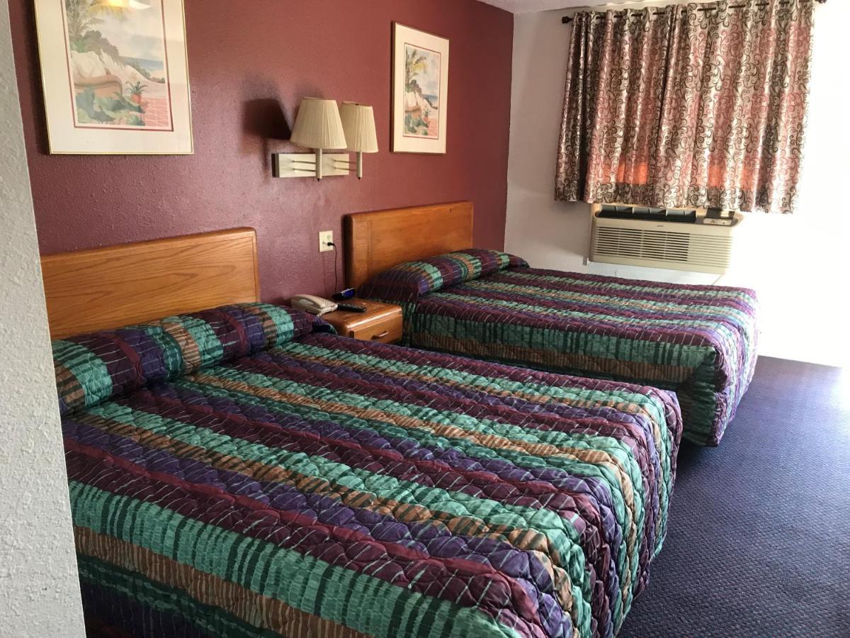 Luxury Inn George West Eksteriør billede